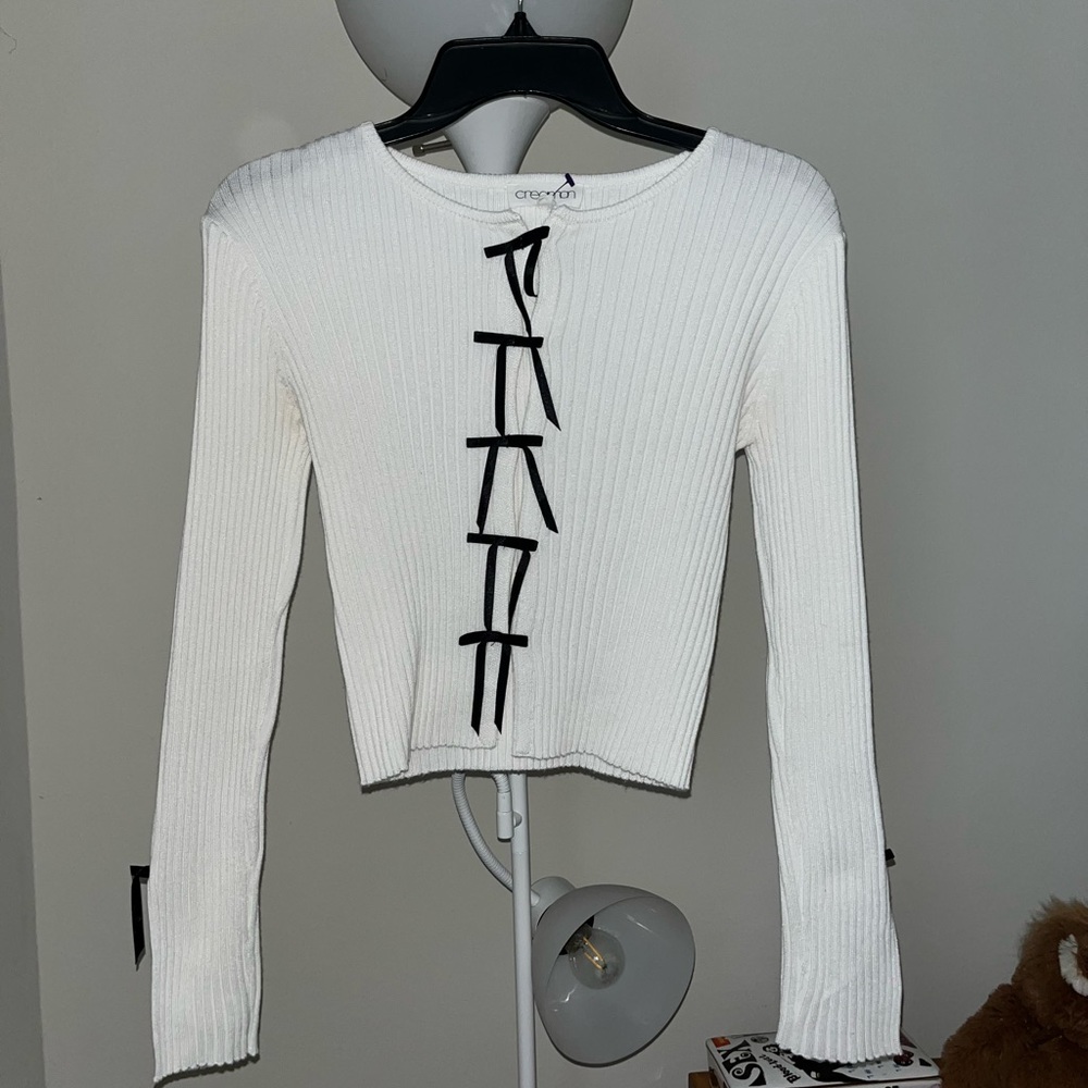 White Ribbed Tie Front Crop Blouse